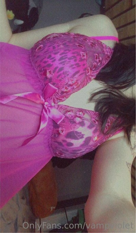 vampviolet nude star pic