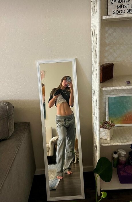 Miss Nature model naked pics