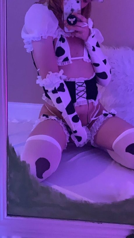 Dove Lillian model exclusive pic