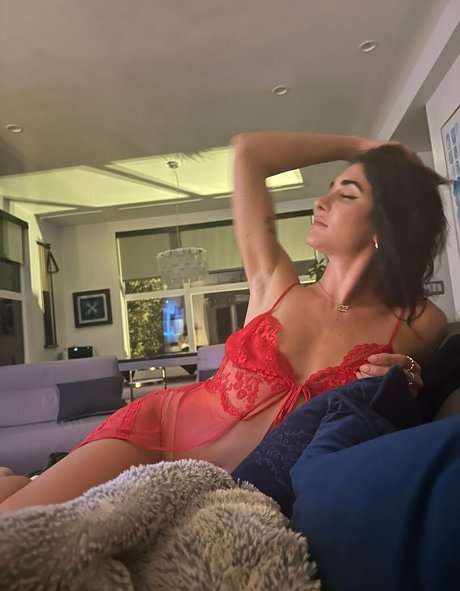 sweetbutsavvy pornographic star archive