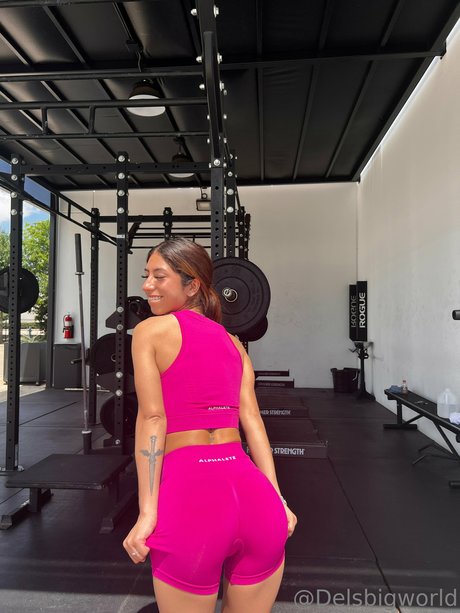 Delia Mandujano_ art pornstar photos