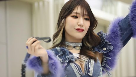 Yuki Kamifuku star sexy pics