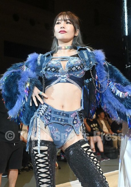 Yuki Kamifuku sexy pornstar gallery