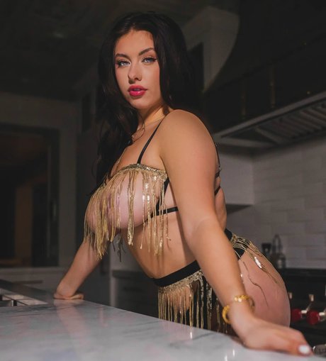 Lexi Winters model art archive