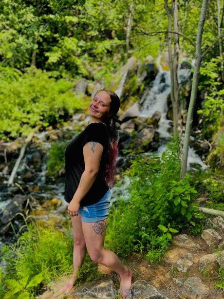 Sage lux pornstar archive