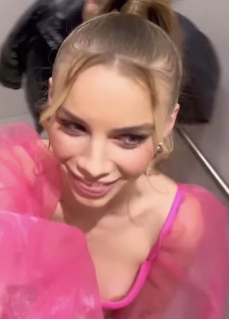 Anna Shumate model high quality pictures