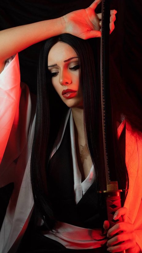 Mimisemaan pretty model picture