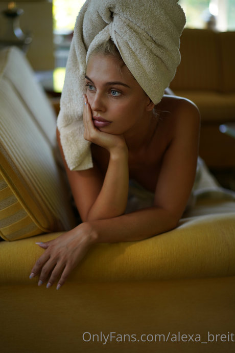 Alexa Breit nice pornstar pic
