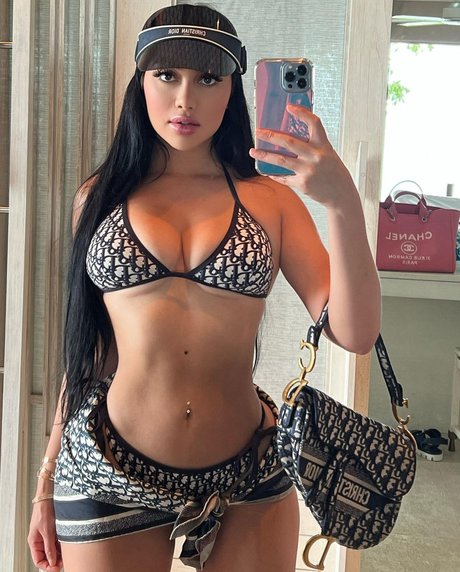 Jailyne Ojeda pornstar art photo