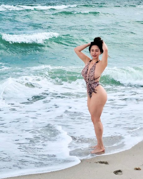 Dajin model hot galleries