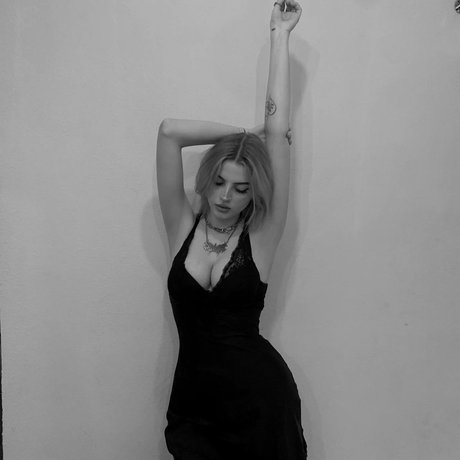 Annfigma_ Profile pic