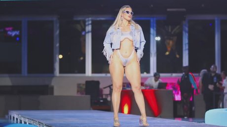 Marissa Dubois_ Profile pic