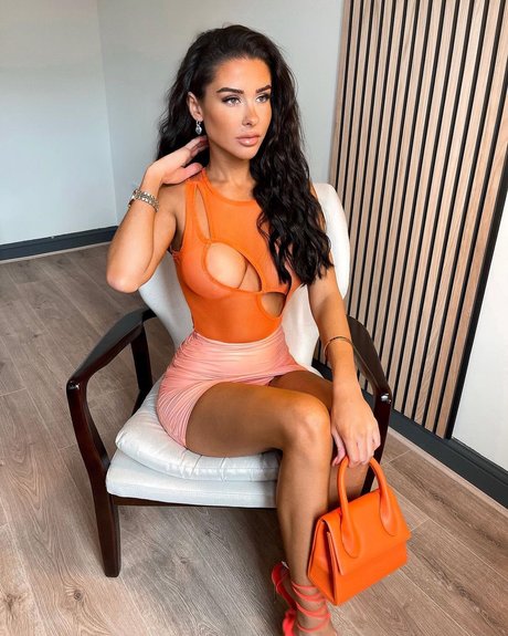 Lacey Montgomery pretty model photo