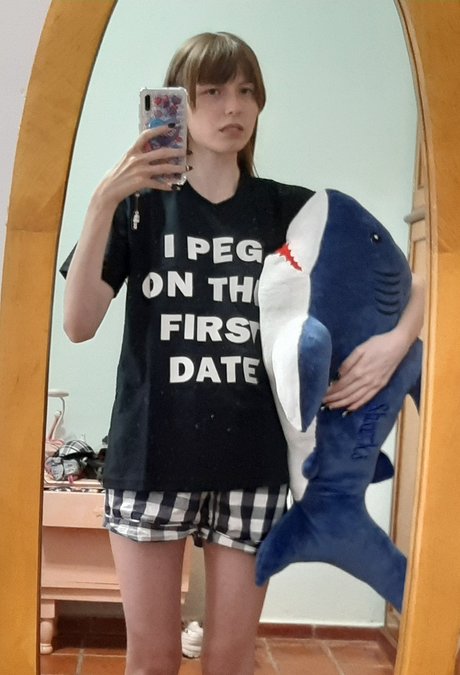 Kiki Glitter Cosplay nice model pic