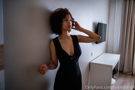 Hey Solange_ pretty pornstar archive