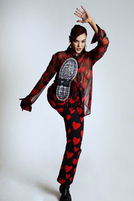 Taylor Upsahl_ model top gallery