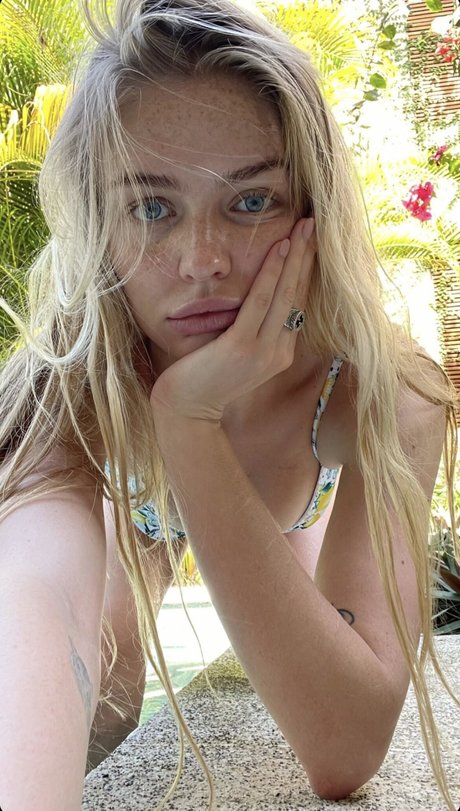 Annika Boron exclusive model pics