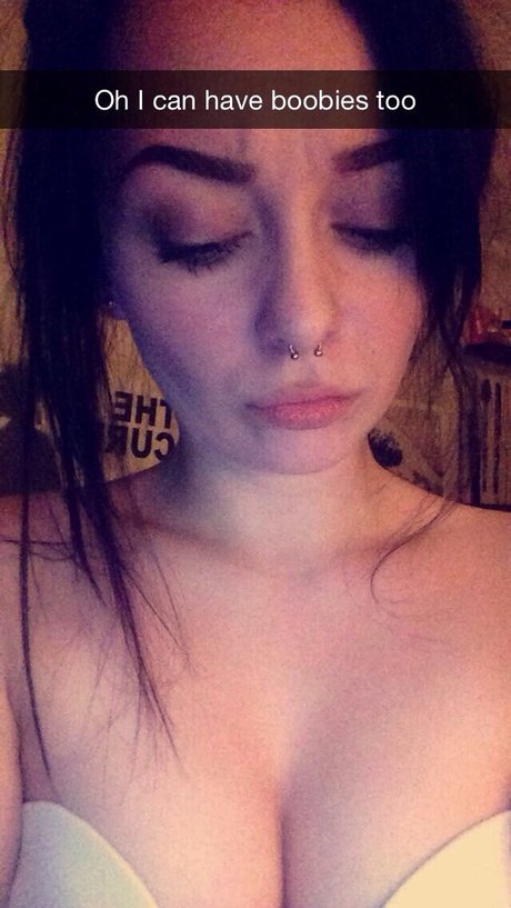 Elyse Summer model nice pic