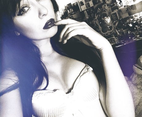 Elyse Summer sex actress archive