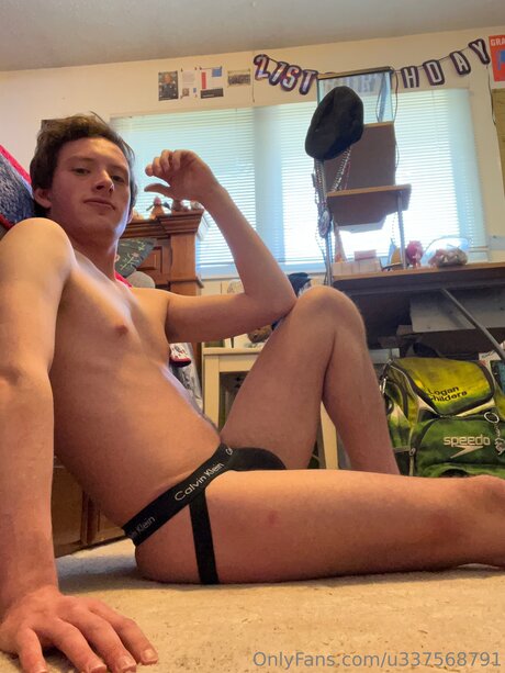 U337568791 pornographic model image