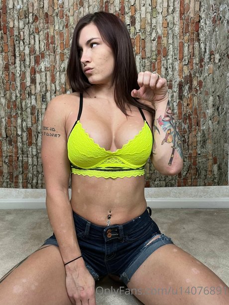 Fitgirl beautiful star pics