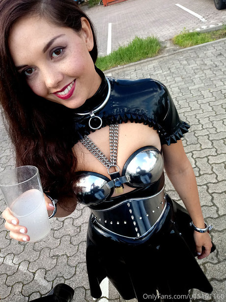 Sophie Elodie model high quality images