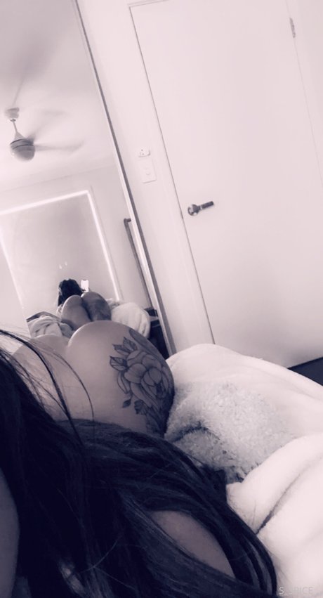 Sammie Spicer_ free model image