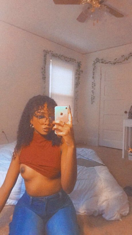 misha best actress photos