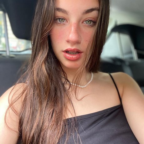 Epyptian kitty model art photo