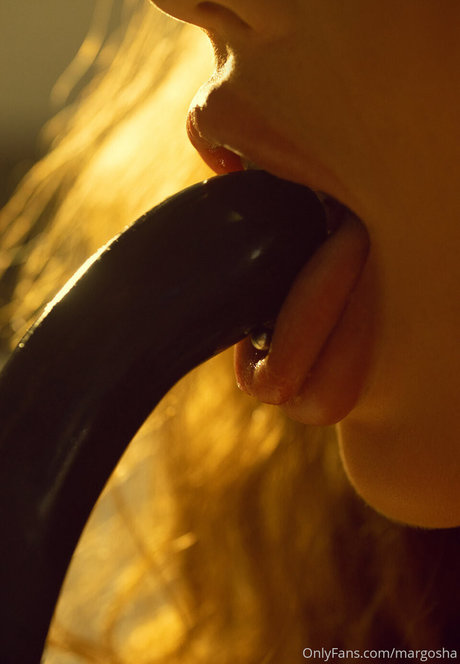 Margosha__22 sex model gallery