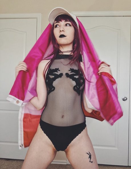 Boogainvillea model photo