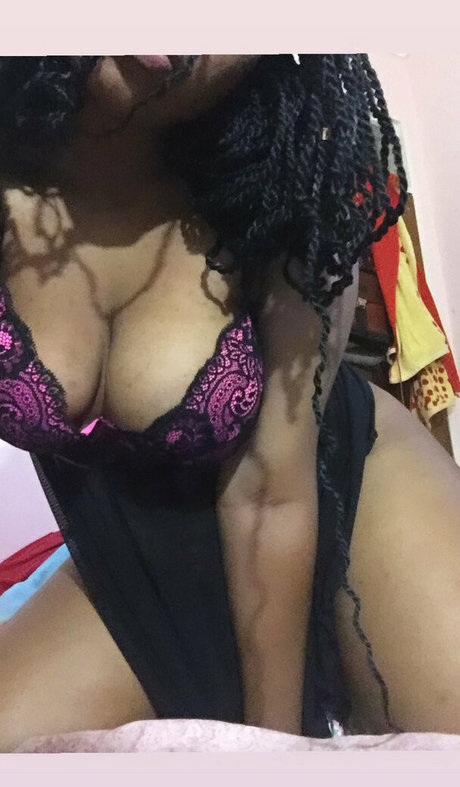 flamelilly model erotic img