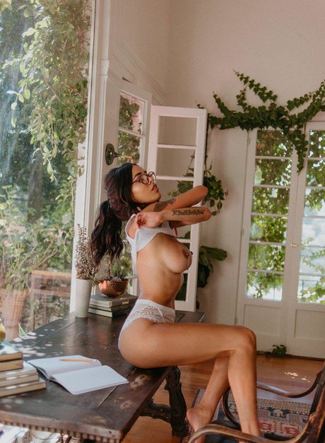 Lily andrews model hd images