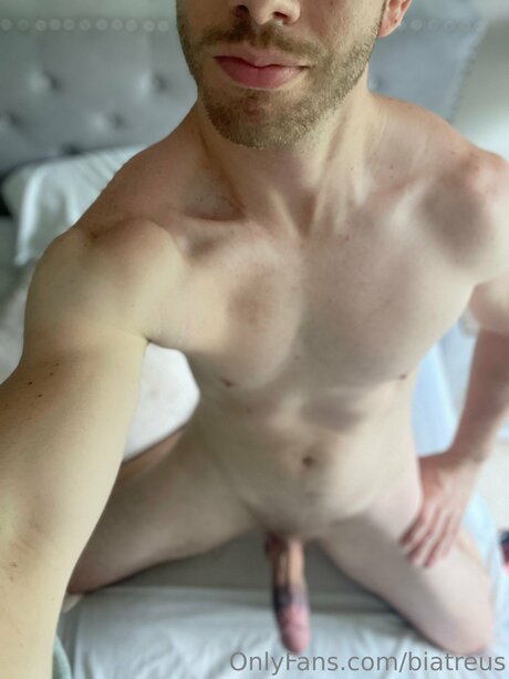 Biatreus star pornographic photo