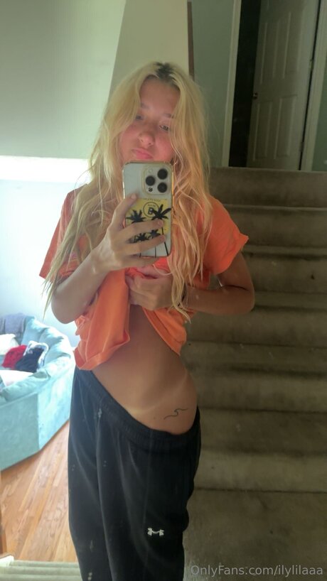 Ilylilaaa beautiful pornstar picture