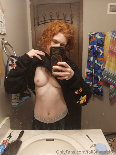 Fall3nangel69 perfect actress picture