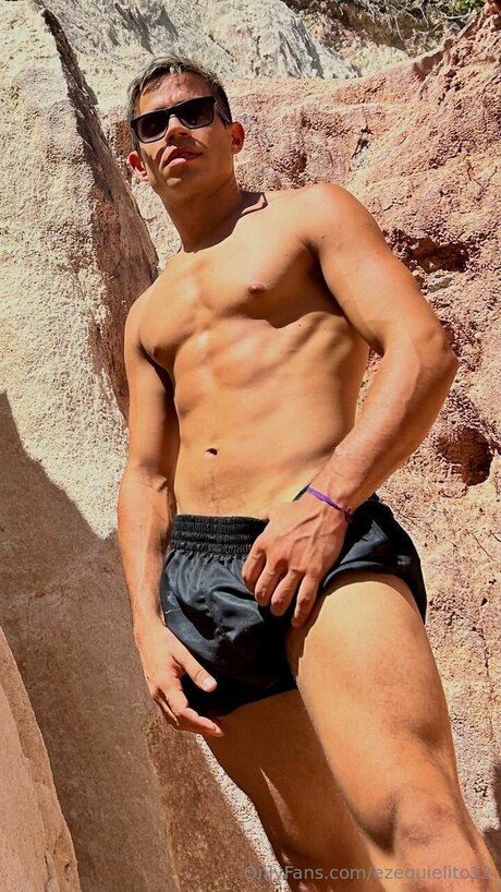 Ezequielito12 pornstar high quality img