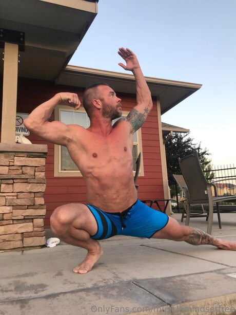 Musclemindsetfree model adult gallery