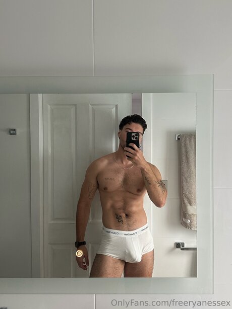 Freeryanessex beautiful model img