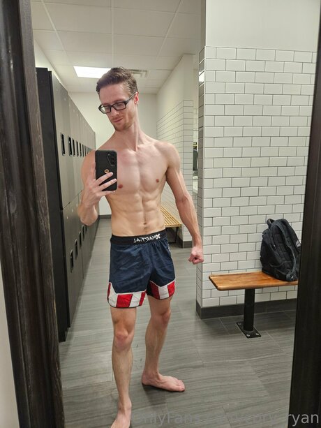 Cory Ryan star sexy pics