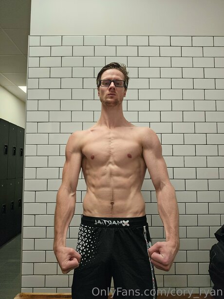 Cory Ryan pretty star photo