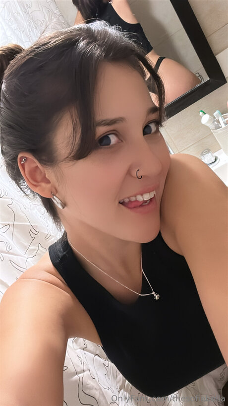 Thesofiabella sexy model photos