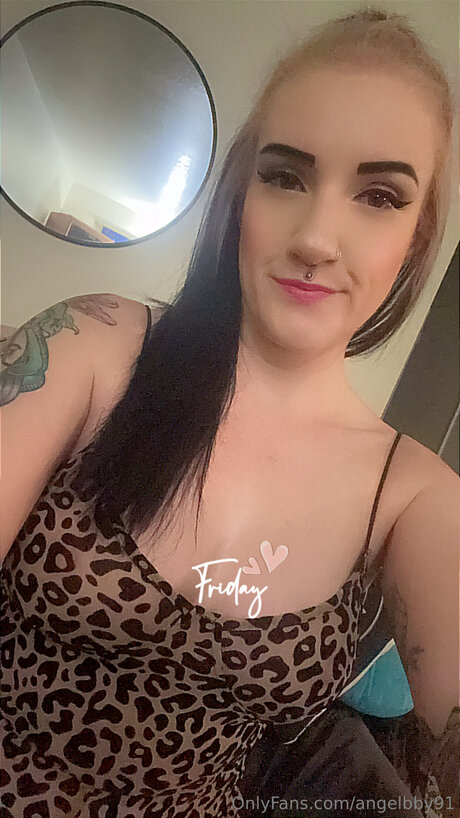 Angelbby91 erotic pornstar pic