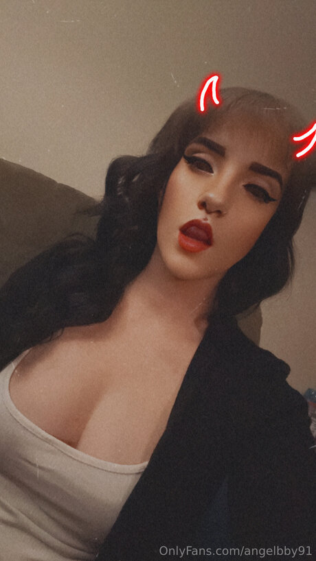 Angelbby91 pornographic model pictures