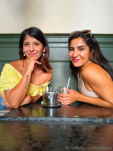 Cintiaalb star porn photos