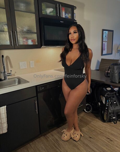 Feinforsky pornstar art galleries