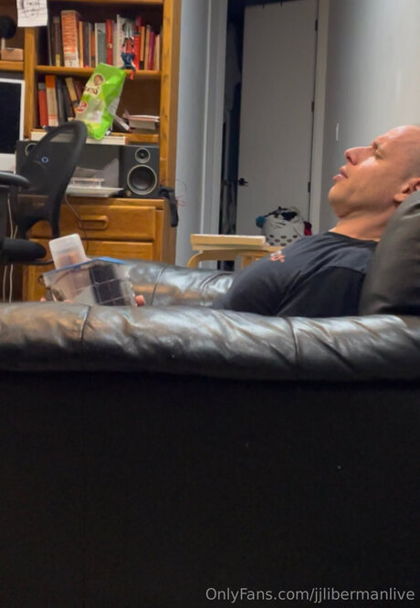 Jjlibermanlive model nudes gallery