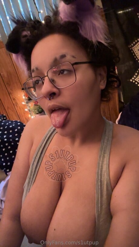 S1utpup hd star picture