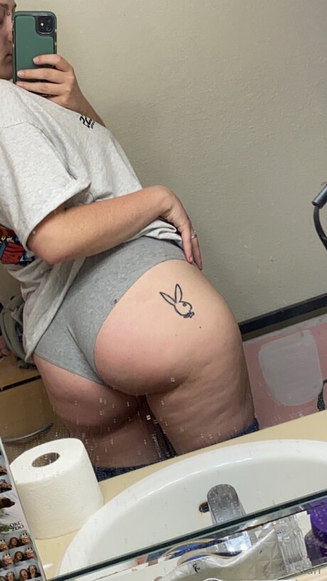 Bttrfly Chaser pornstar xxx pics