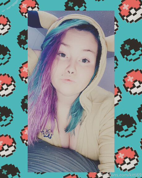 Kitti69 model pornographic image